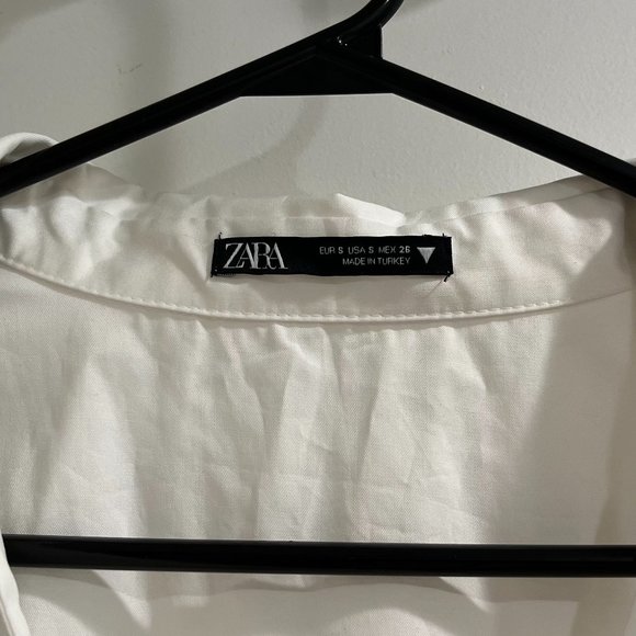 NWOT Zara cropped front twist white shirt - Picture 7 of 8